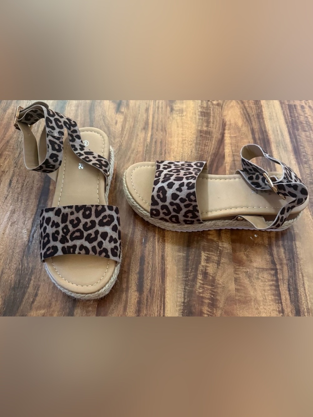 Girls size 2 sandals